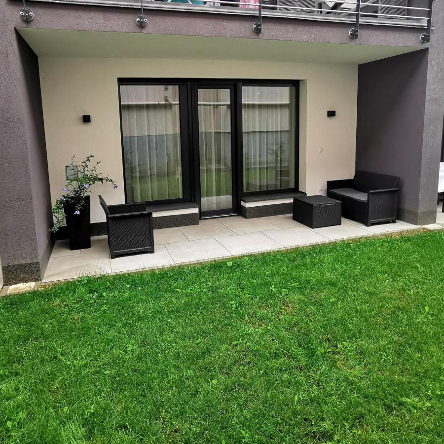 LaVida Deluxe villa Hajdúszoboszló Exterior foto